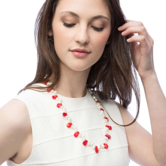 Bamboo Coral and White Biwa Pearl Necklace - Picture 6 of 6